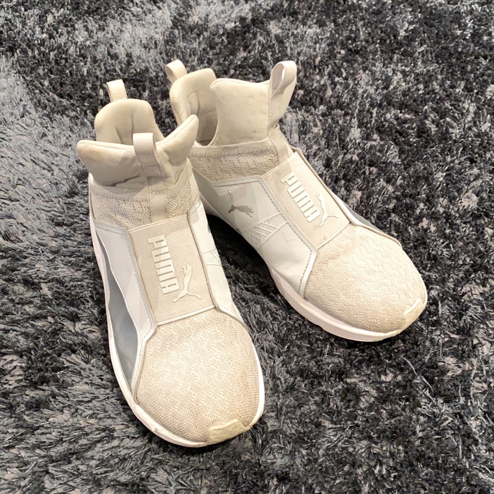 puma sport shoes